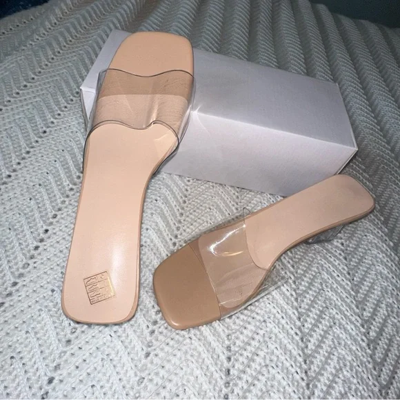 Transparent Square Toe Mule with Clear Heel - NWOT - Size 41 - Picture 1 of 6